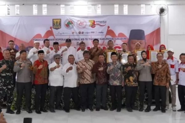 Bupati Sukabumi Minta Koperasi Manfaatkan Teknologi Informasi di Revolusi Industri 4.0