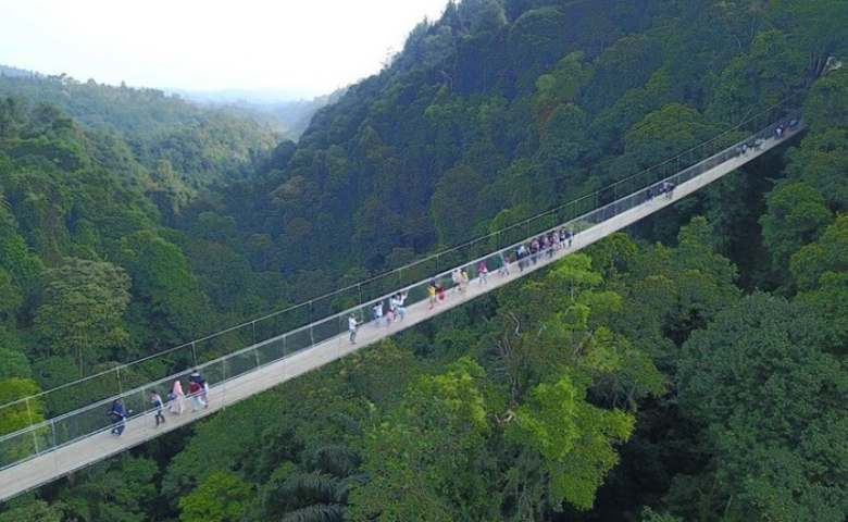Destinasi Wisata Sukabumi dengan Pemandangan Luar Biasa Situ Gunung