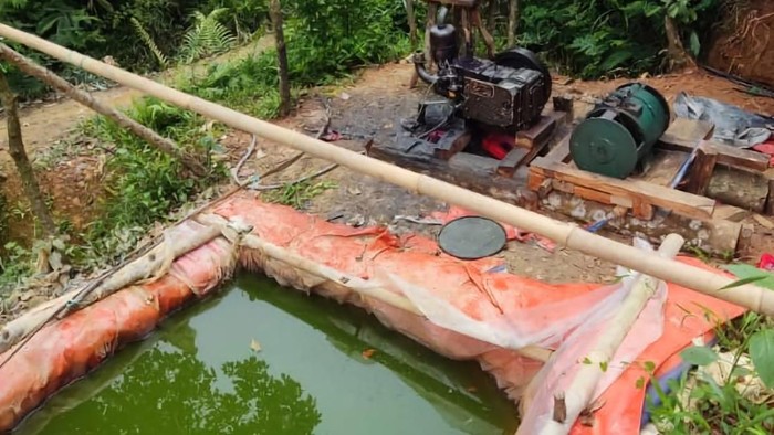 Kolam Rendaman hingga Diesel Tua Ditemukan di Lokasi Gurandil Sukabumi